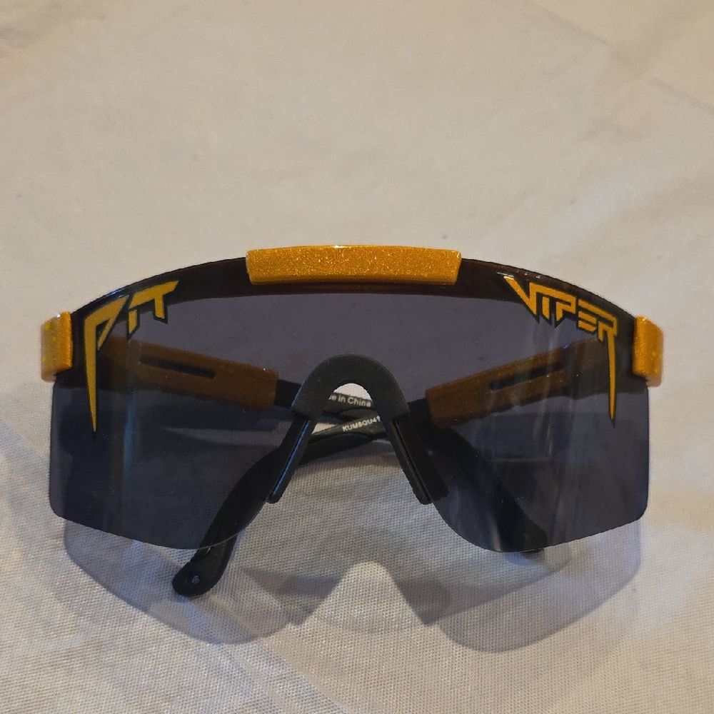 Pit Viper Kumquat Single Wide Polarized Sunglasses 100% UV Protection‎ NIB
